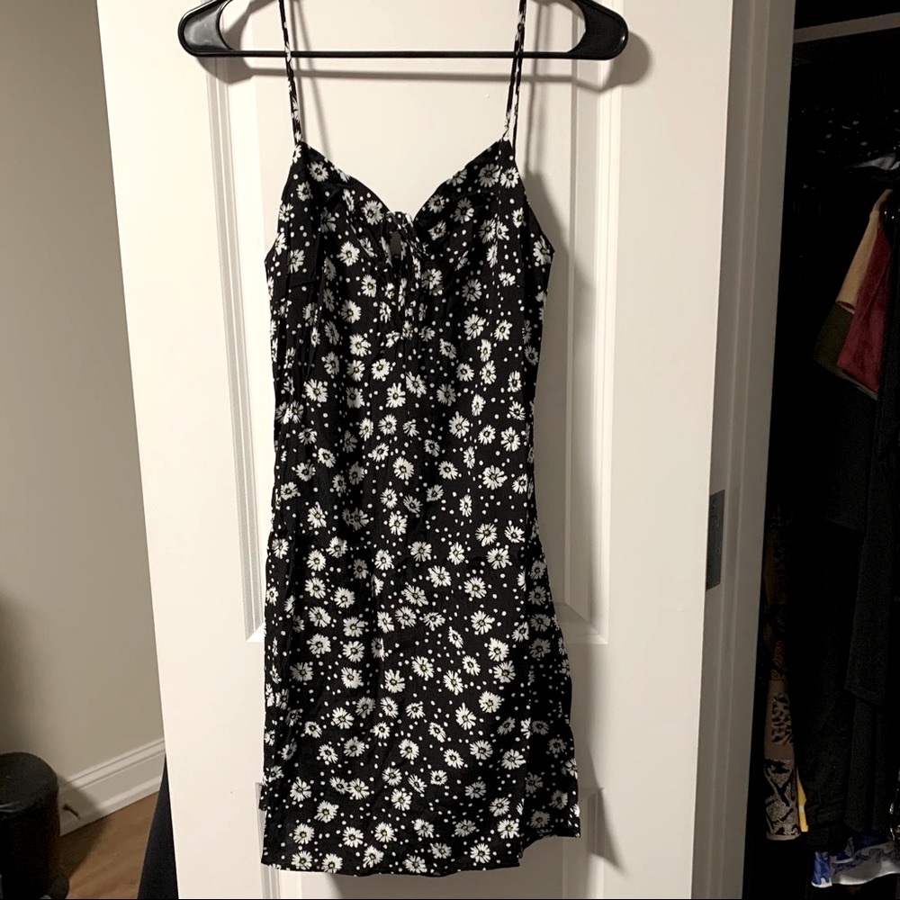 night blushing daisies mini dress